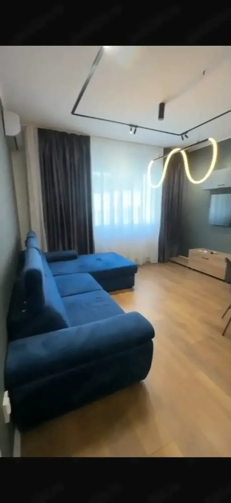 Închiriez apartament 2 camere modern în regim hotelier