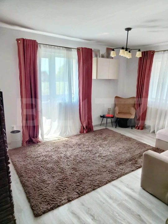 Garsonieră de vânzare, 38 mp, parcare, zona Sanpetru