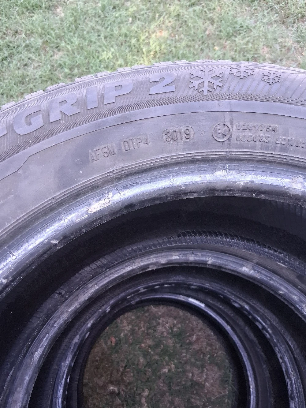 Anvelope 215/60R16