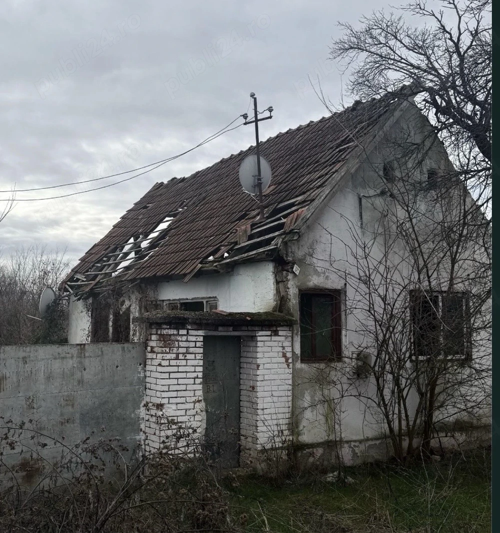 casa de vanzare la Rapsig langa Ineu judetul Arad