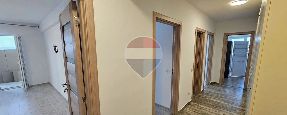 Apartament cu 3 camere