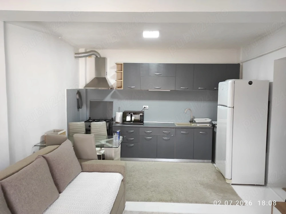 Apartament cu 3 camere