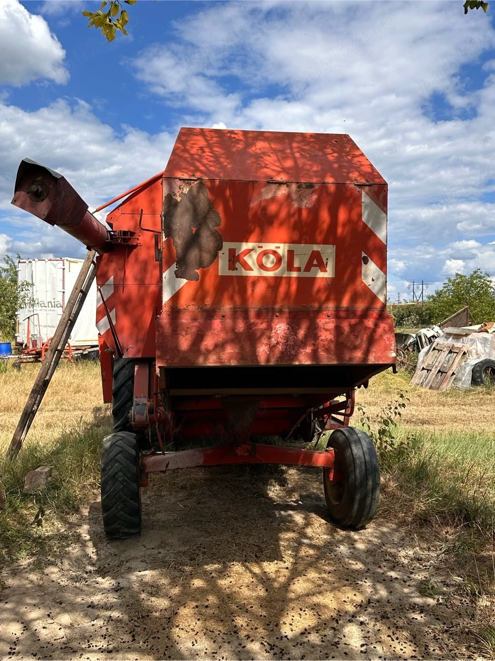KÖLA Rubin   Combină agricolă funcțională, 3.600   negociabil