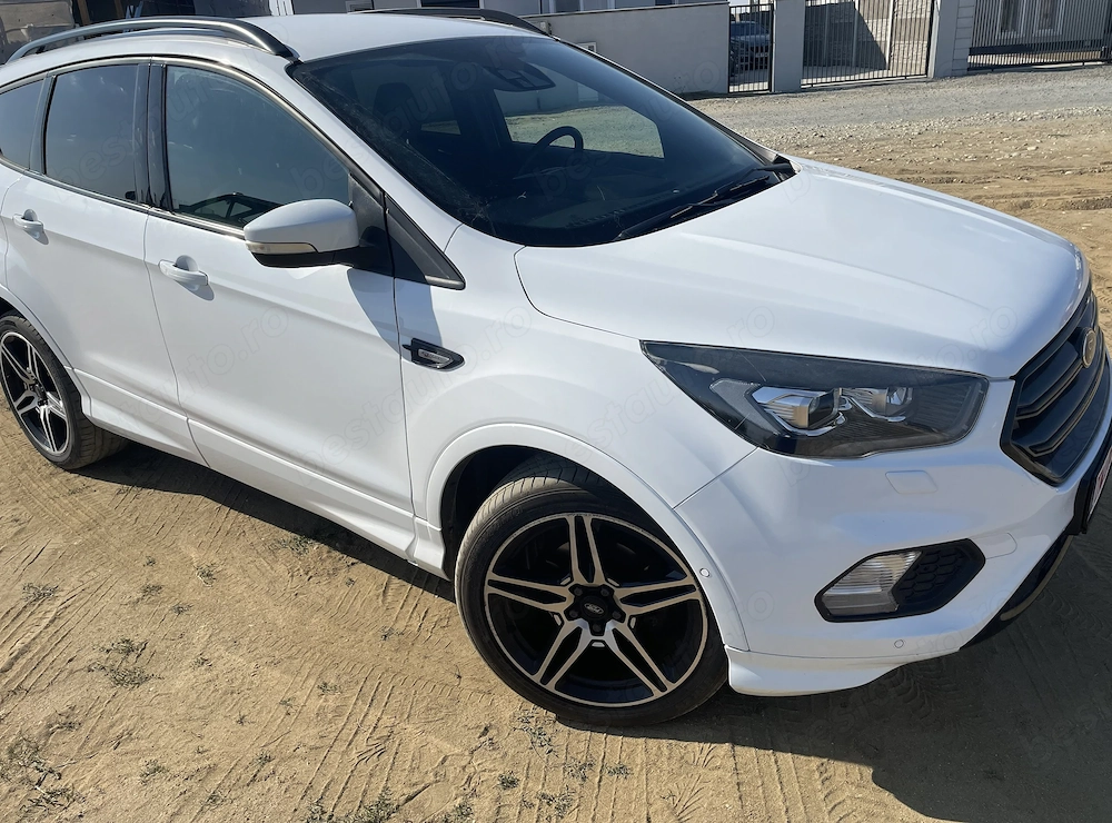 Vand Ford Kuga - ST Line