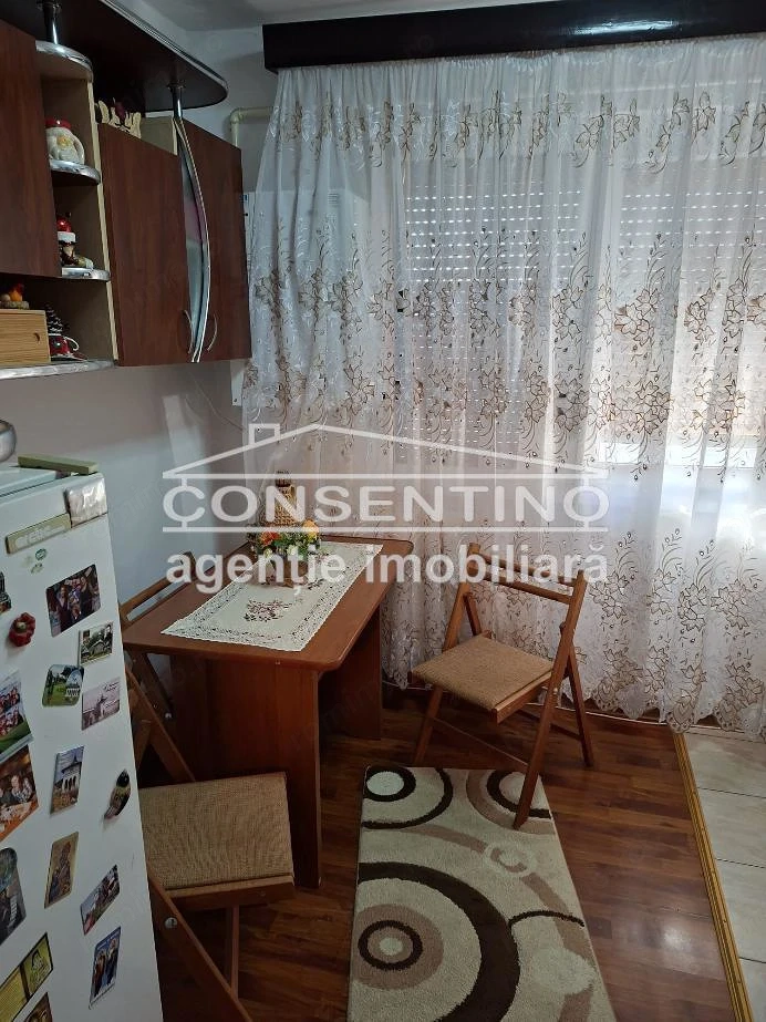 2 camere , mobilat si utilat , liber, Unirii Sud , centrala proprie, AC
