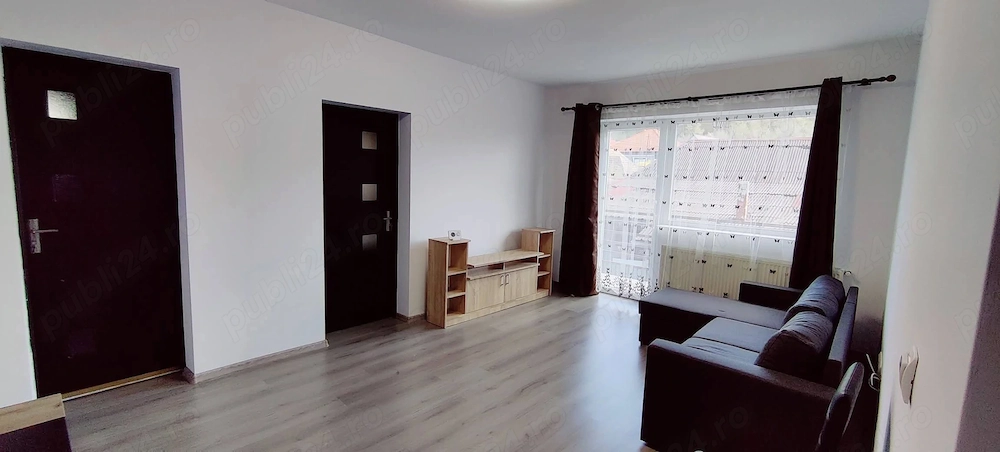 Închiriem apartament cu 2 camere, in centrul comunei Crișeni, la 2 km de Zalau.