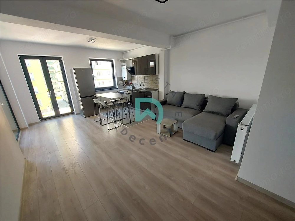 Apartament 2 camere, parcare, Coresi, Tractorul