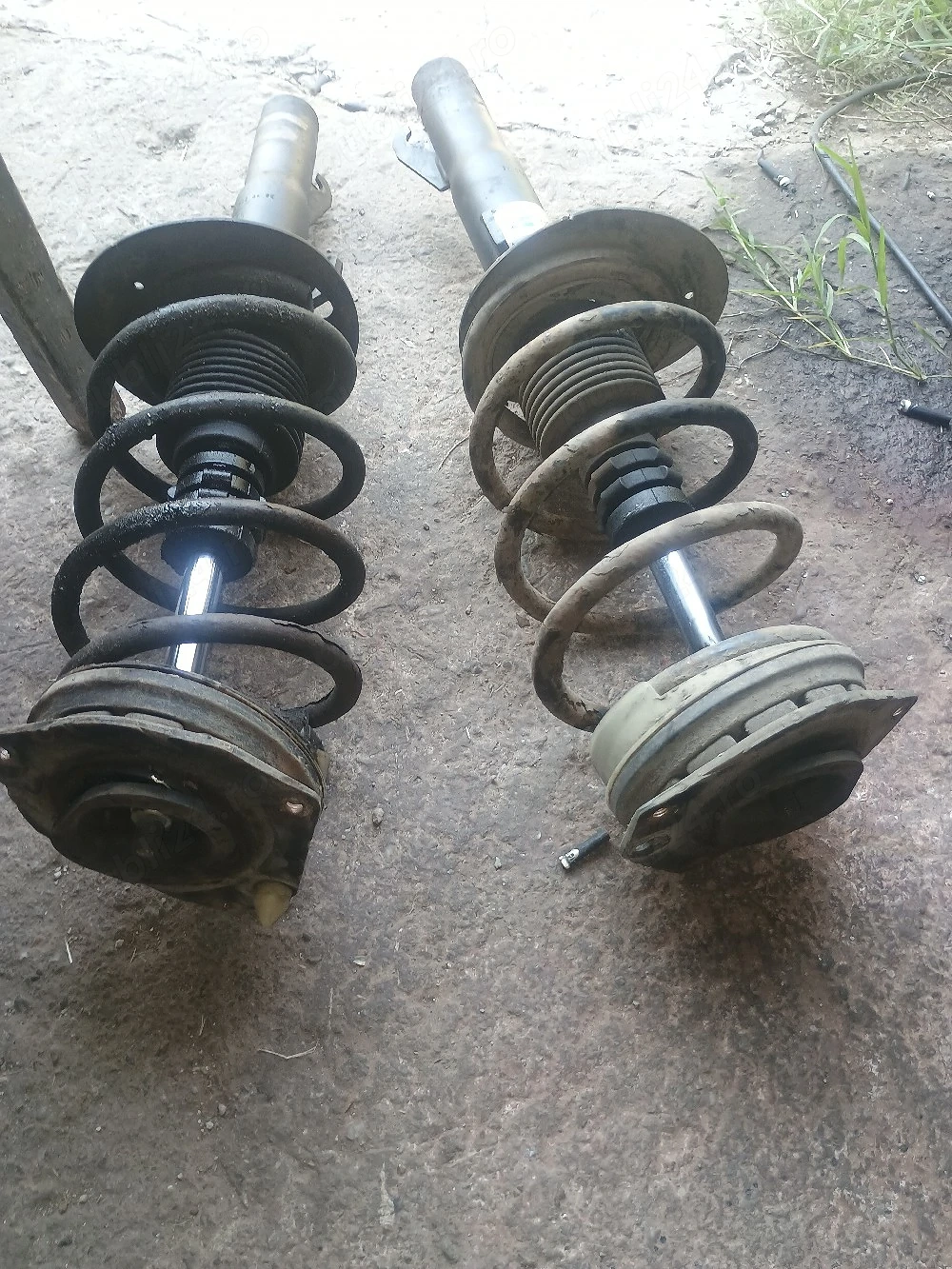 ansamblu telescoape arcuri fata Renault 