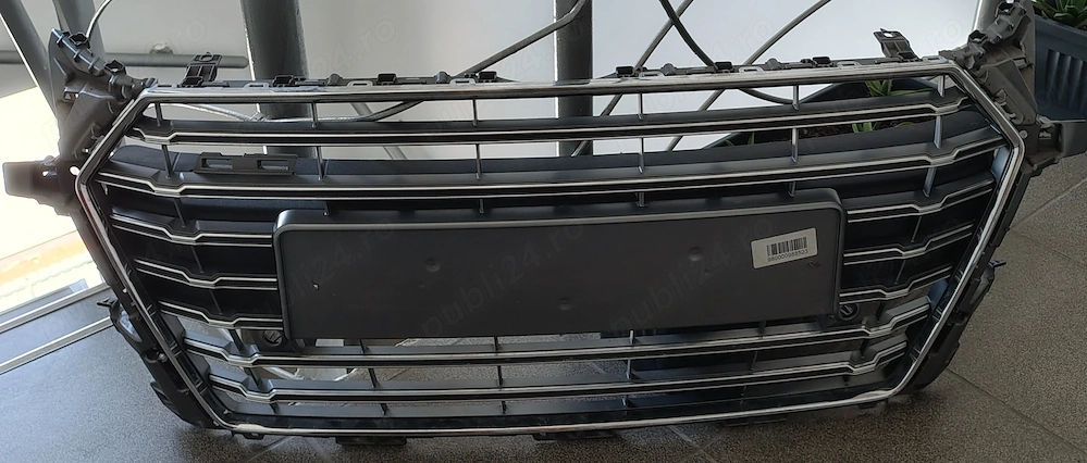 Grila radiator Audi TT/TTS 8S (2014-2023 )