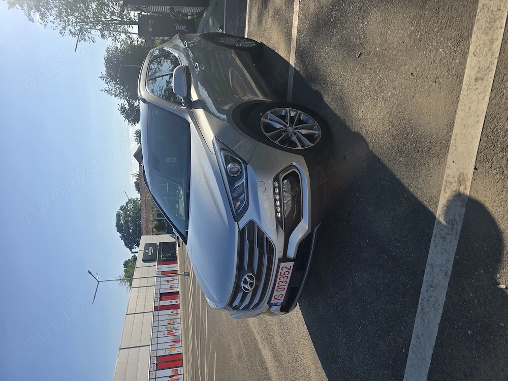 Hyundai Santa Fe Facelift 2017 | 2.2 CRDi | 200 CP | 4x4 | Cutie automată | Full Option | 137.000 km