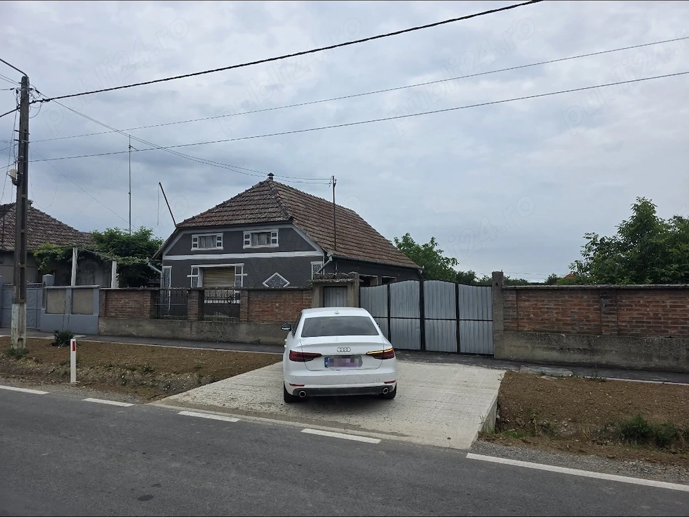 Casa de vânzare în localitatea Gurbediu 