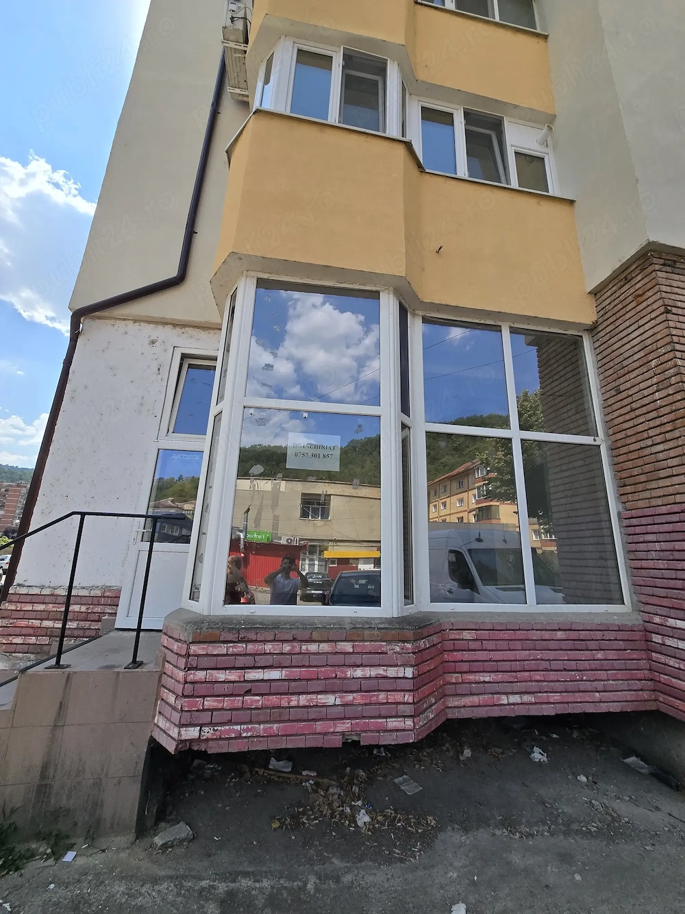 Închiriere spațiu piața resita sud