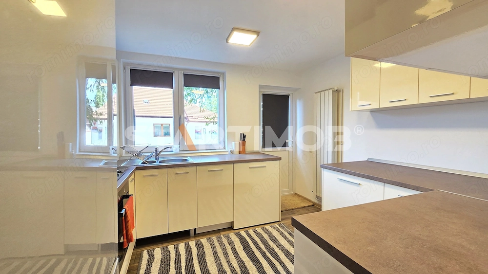 Apartament mobilat Colina Universitatii cu 2 parcari