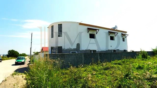 Cu mare potential! Vanzare Casa P+Pod si acoperis TIP TERASA in Ulmi.