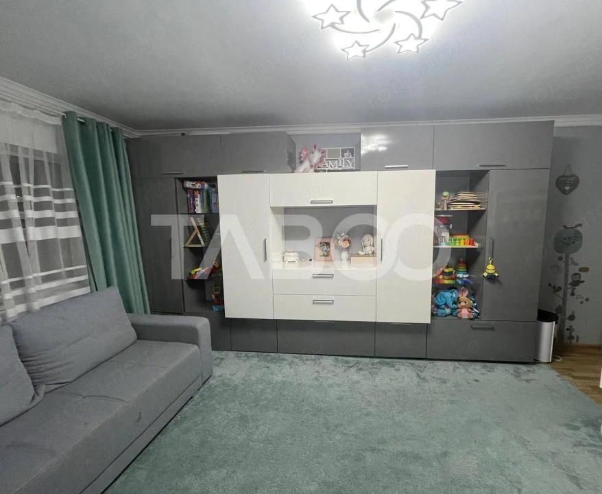 Apartament cu 2 camere decomandate de vanzare in Grigorescu cu boxa