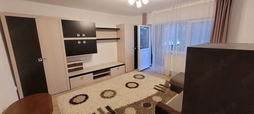 Inchiriere apartament 3 camere decomandat Micro4 Targoviste