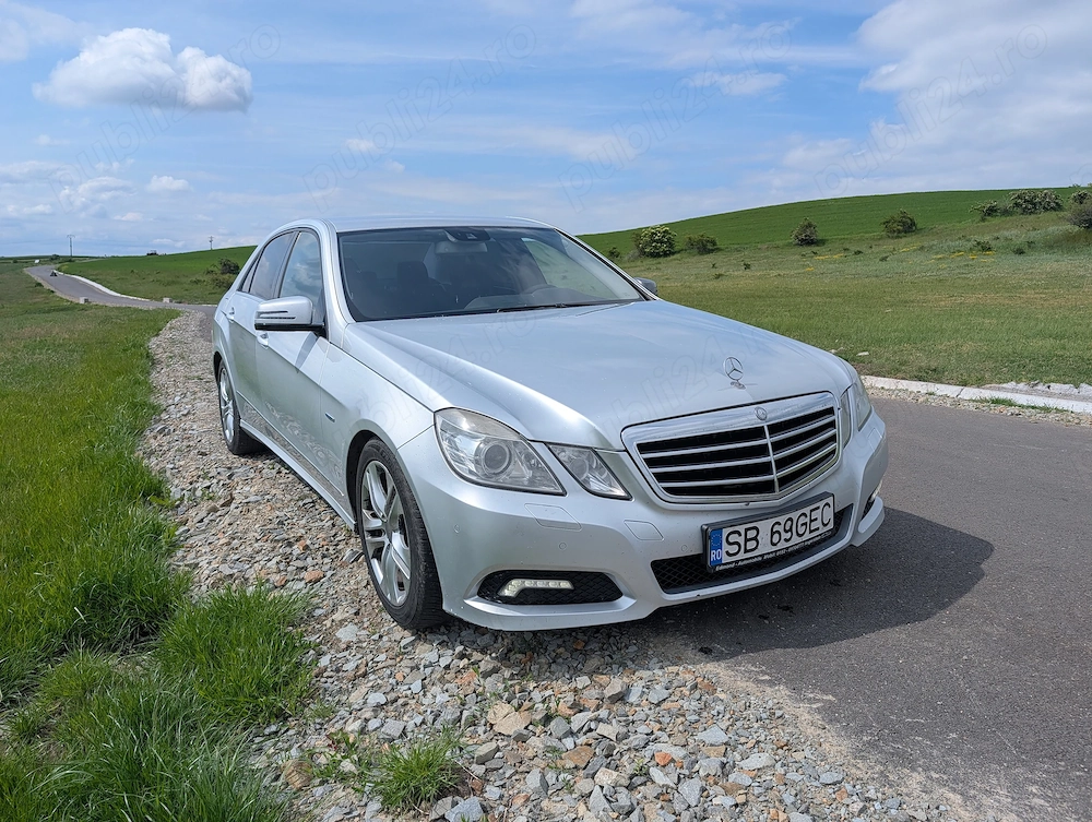 Mercedes Benz E250 2010 Biturbo 204CP W212 Avantgarde