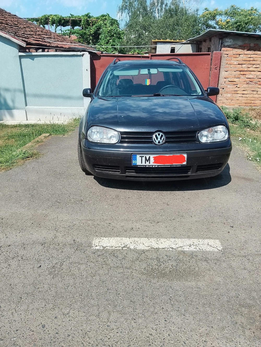 Vand VW GOLF 1.6 benzina 