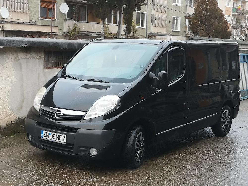 Se vinde Opel vivaro !