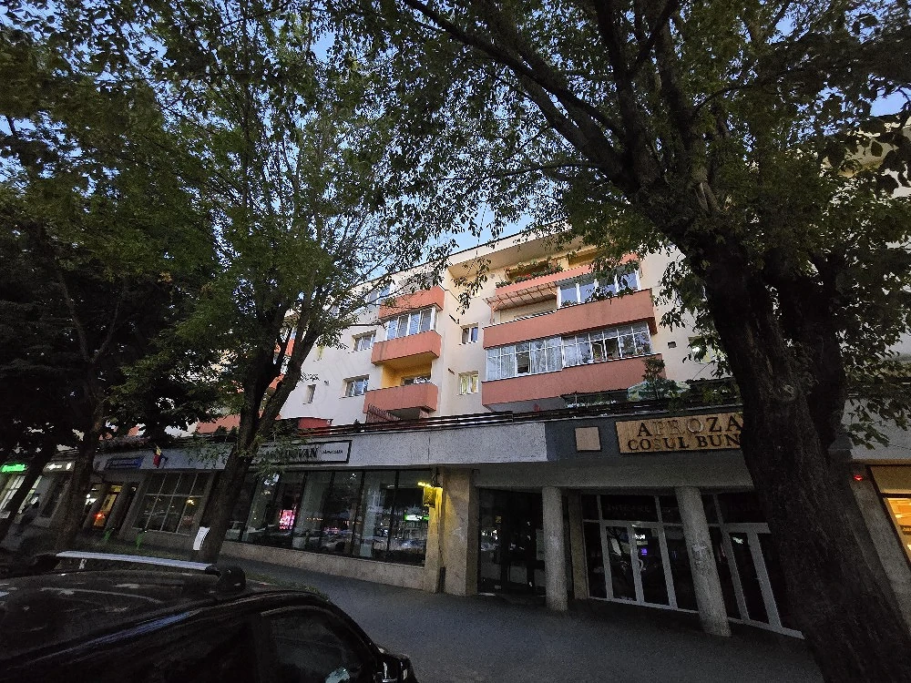 apartament 3 camere 65mp si terasa 30 mp 