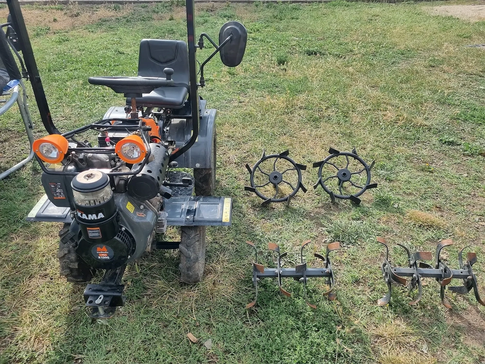 Minitractor 4x4 Evotools R1200 Diesel 12CP Doar 19 ore +Accesorii