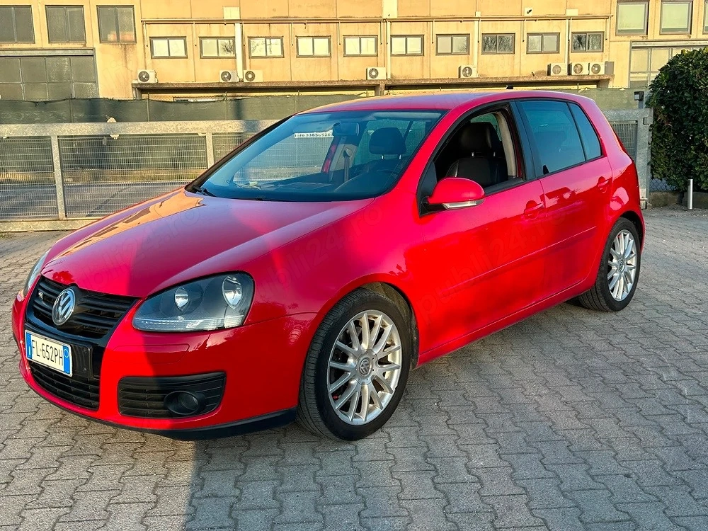 Vând Golf 5GT