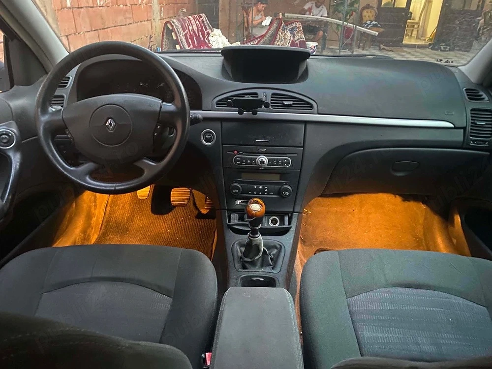 vând Renault  Laguna 