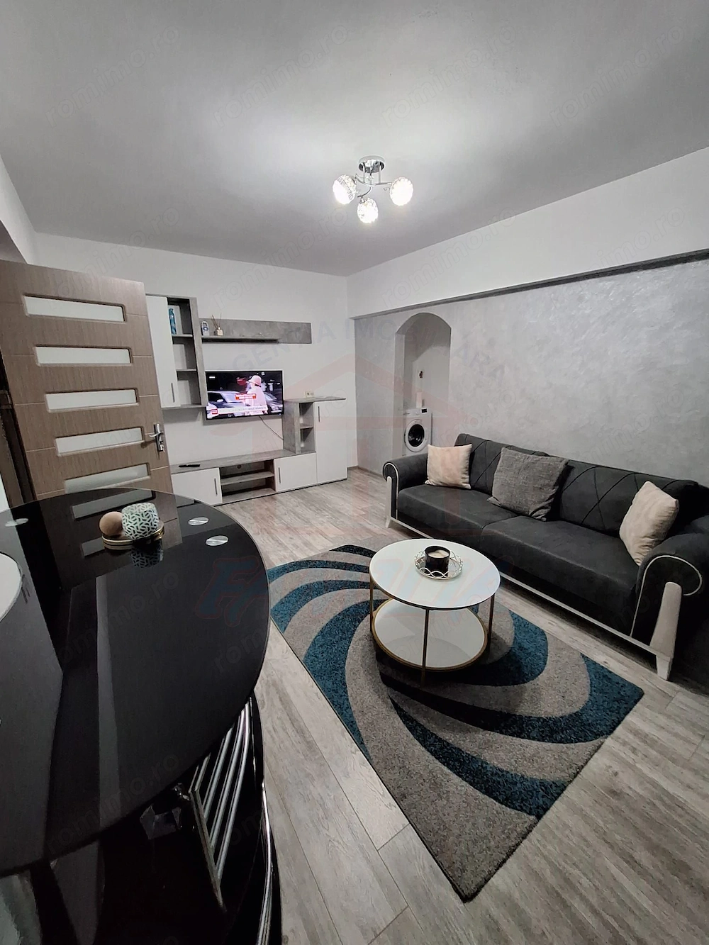 Închiriez apartament în zonă centrală – Galați