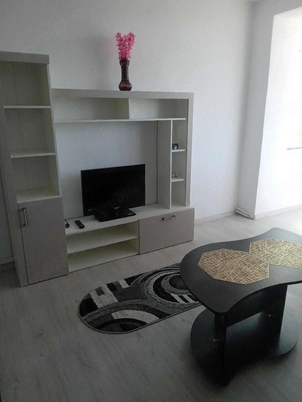  Închiriere apartament 