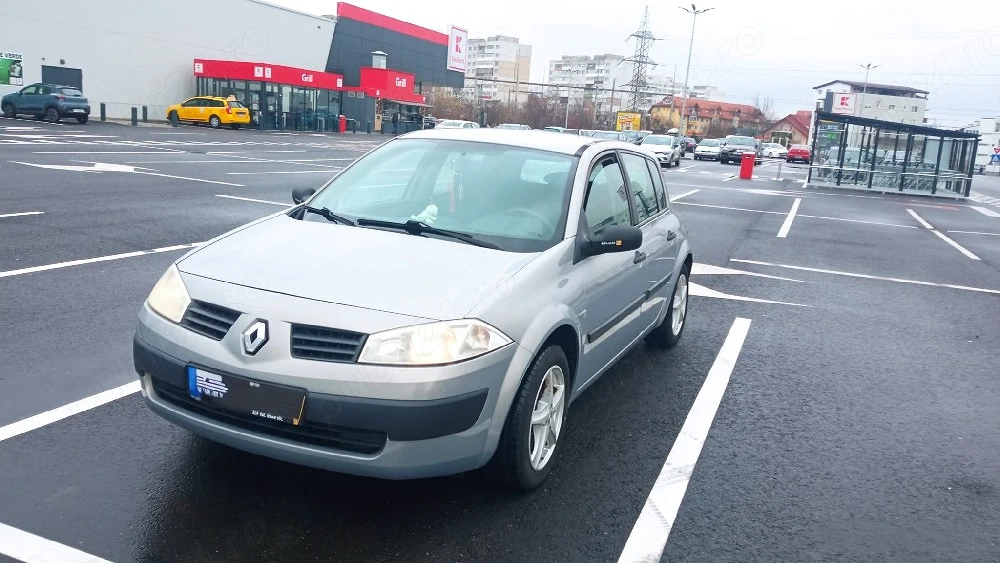 Megane 1,6 benzină, hatcbak, 166000 km