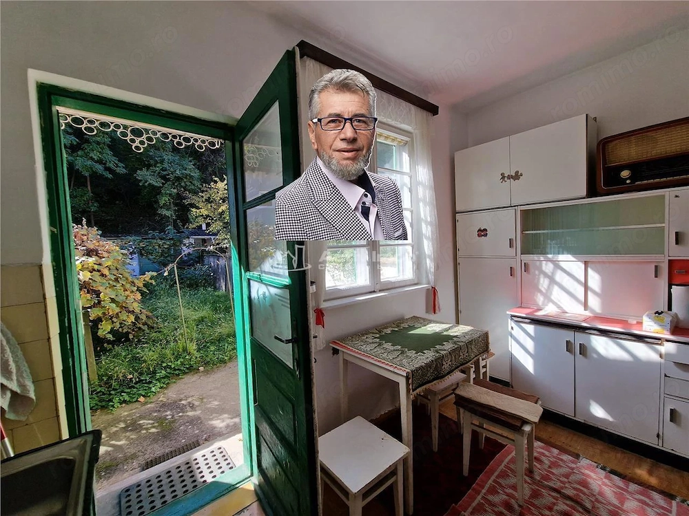 Resita Casa 5 Cam D-P-Etj.1 si Curte