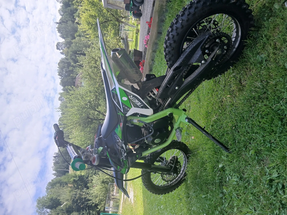 Se vinde cross KXD