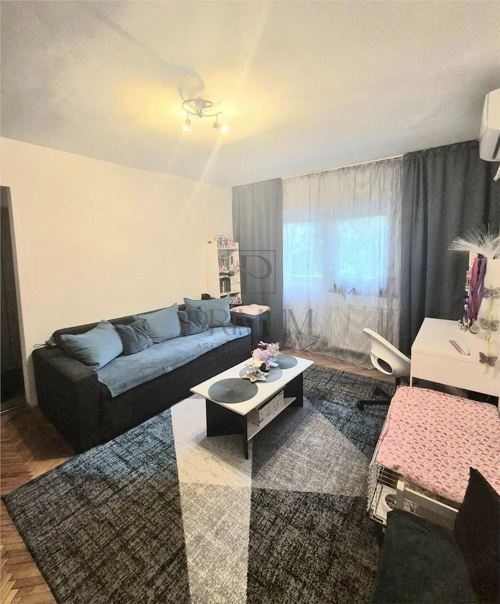 Dambovita, apartament 2 camere, etaj 2, bloc izolat