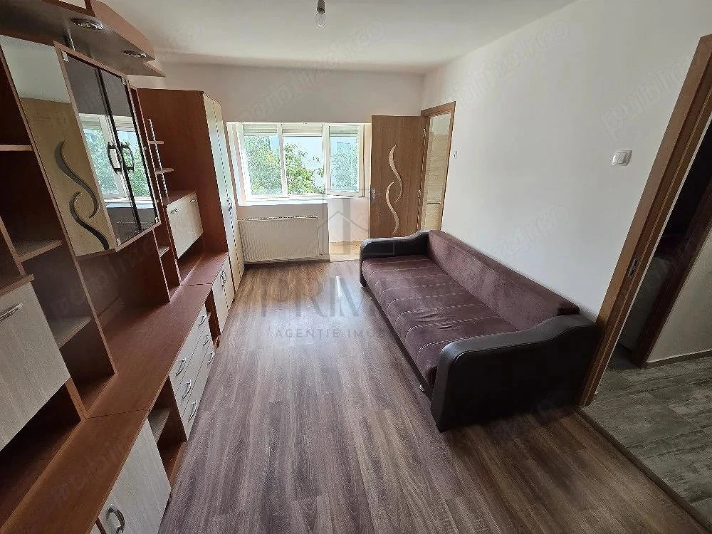 LIPOVEI - APARTAMENT 1 CAMERA - mobilat, utilat, semidecomandat