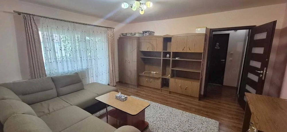 BUCOVINA - 2 CAMERE  - CENTRALA PROPRIE - BLOC IZOLAT CU ACOPERIS