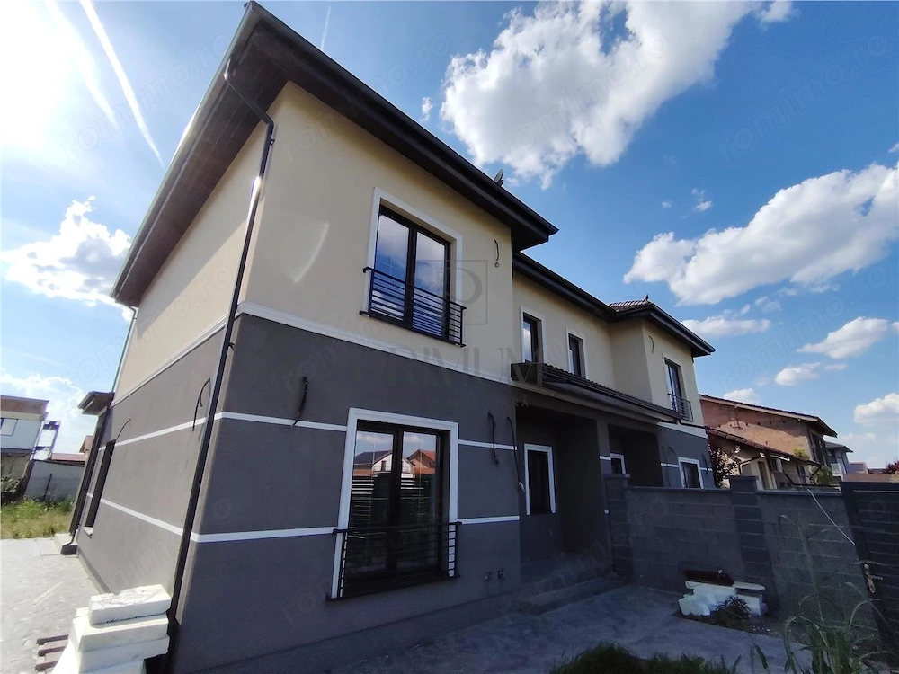Duplex superb - 5 camere - toate utilitatile - bucatarie inchisa