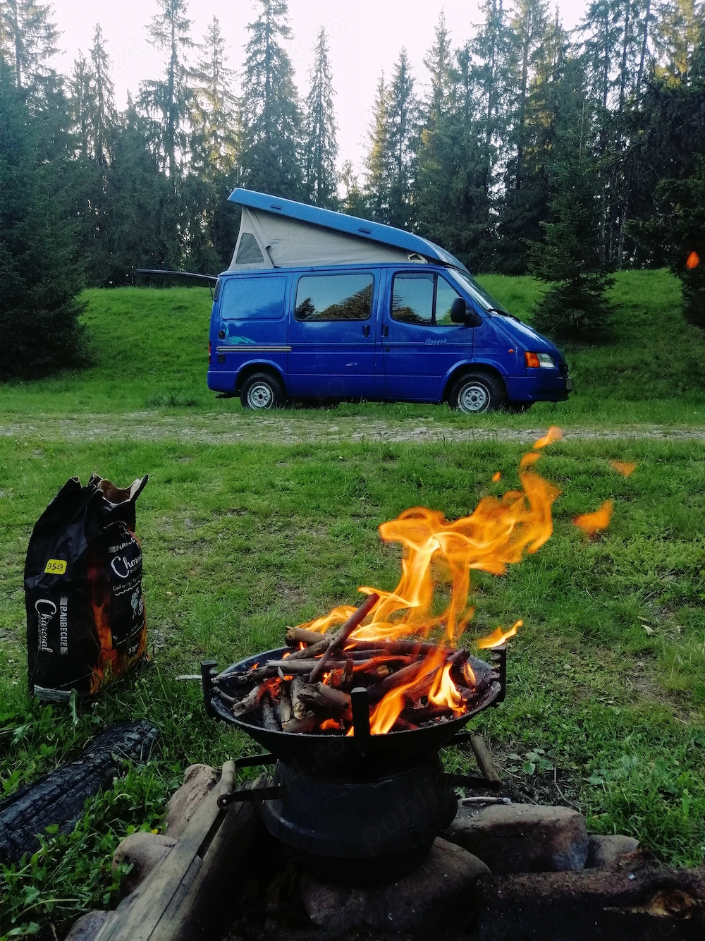 Autorulota Ford Transit Nugget 2.0 Benzina & Gpl, An 1998, 121000km, Echipare Westfalia, 5 locuri
