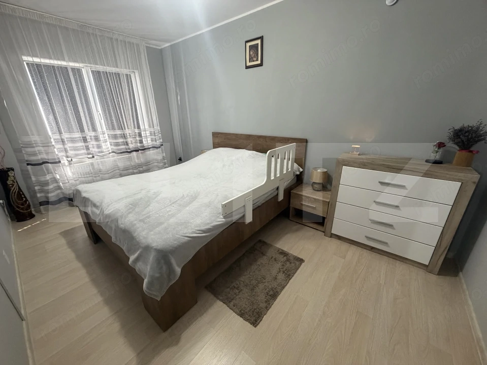 Casa de vanzare, 180 mp, teren, 900 mp, zona Hereclean