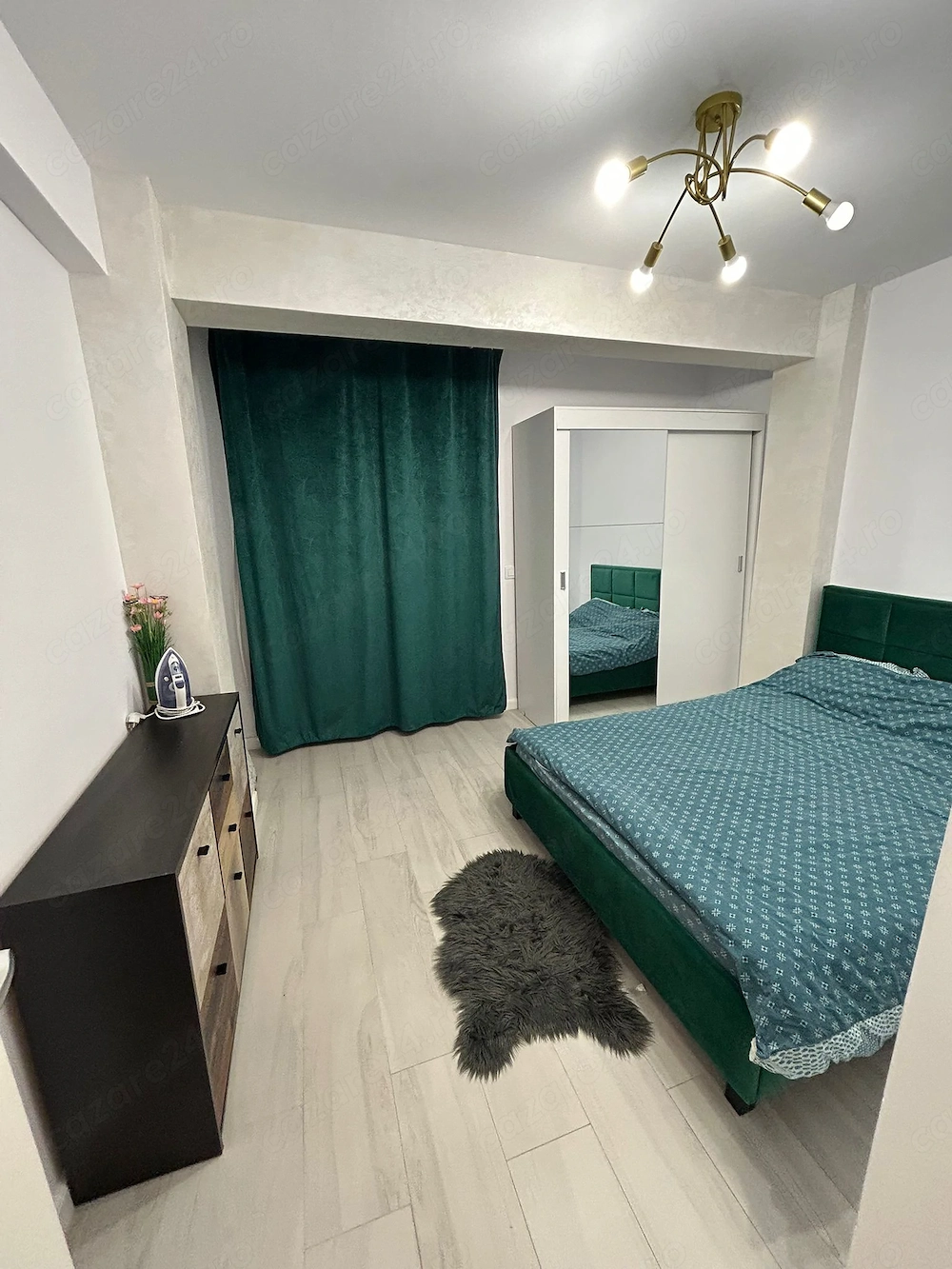 Complex Lagom Lac Rediu, Complex privat