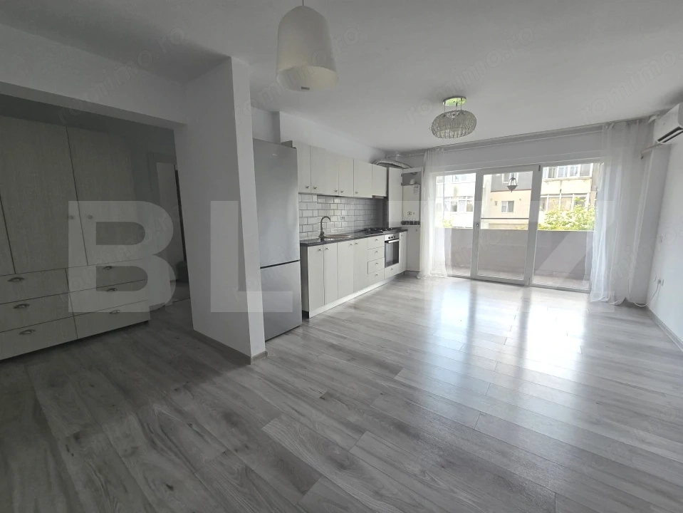 Apartament 3 camere, 66 mp, zona Micro 3