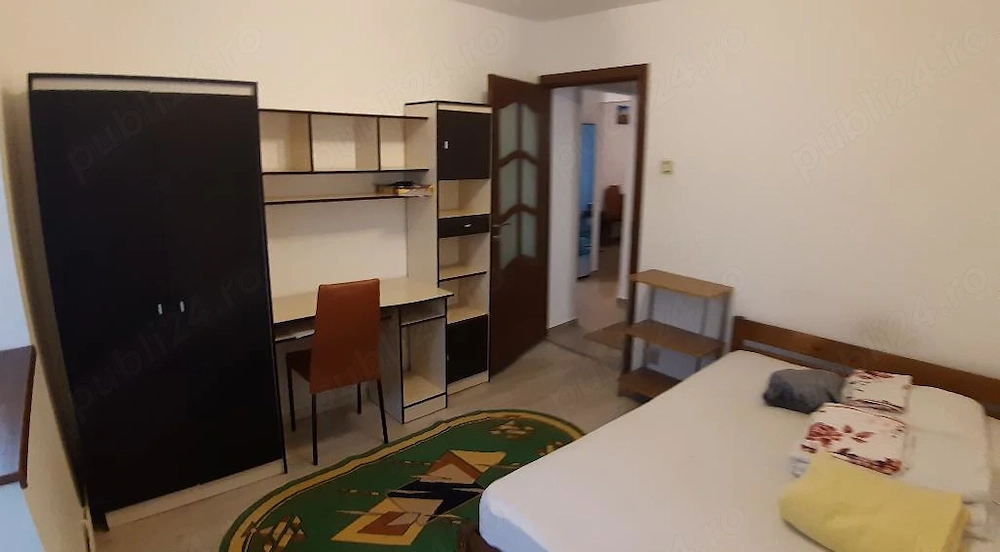 Inchiriez apart. 4 cam., 2 bai, pe Grivitei nr. 73, langa Universitate, ideal pentru studenti