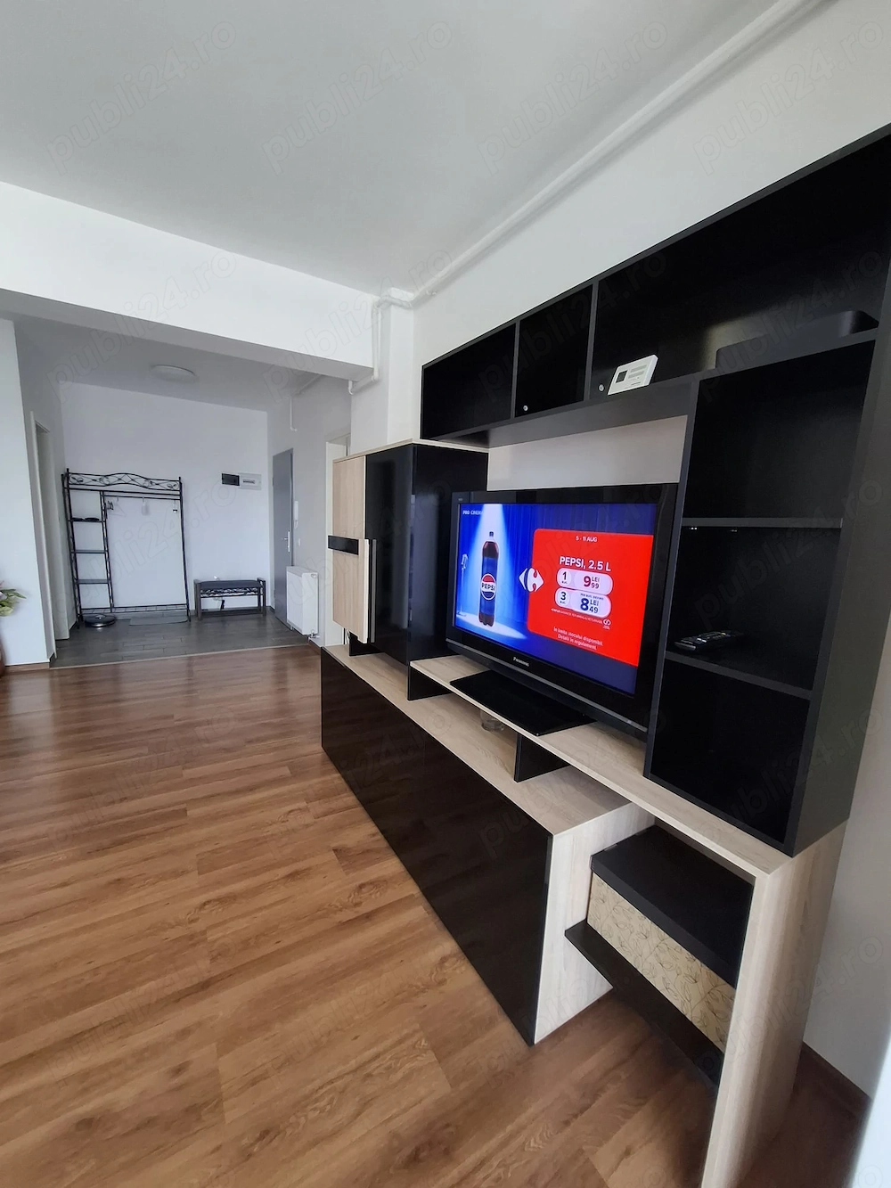 Apartament cu 3 camere - Tractorul