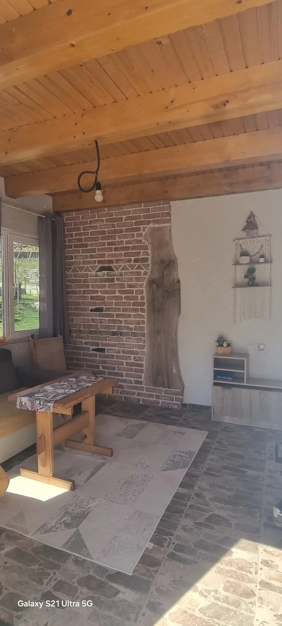 Vand casa complet utilata