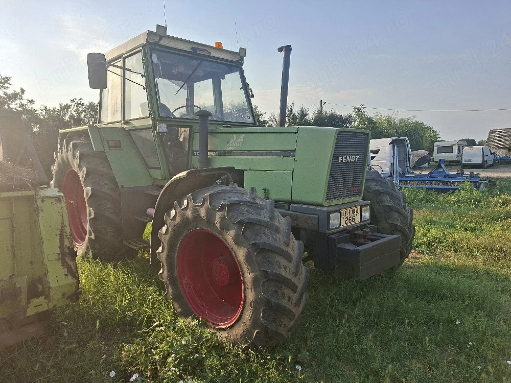 vând tractor fendt 615ls cu utilaje