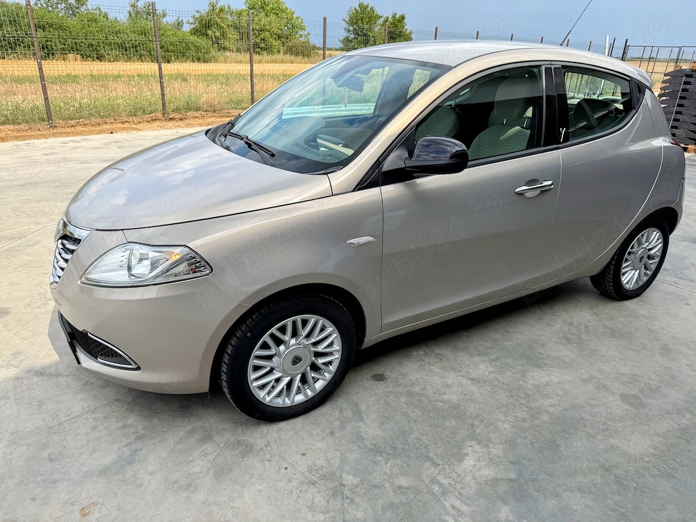 Lancia Ypsilon 2014 automata
