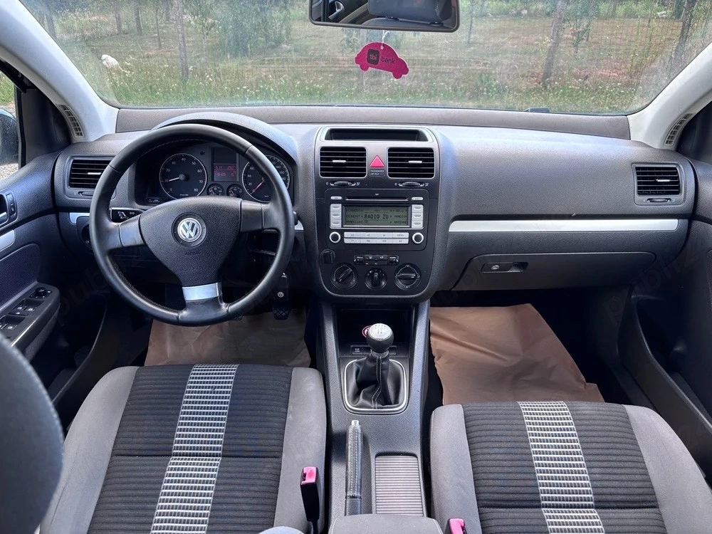 Volkswagen Golf V