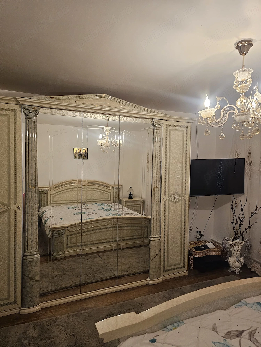 Vand  casa  noua in Stanciova 