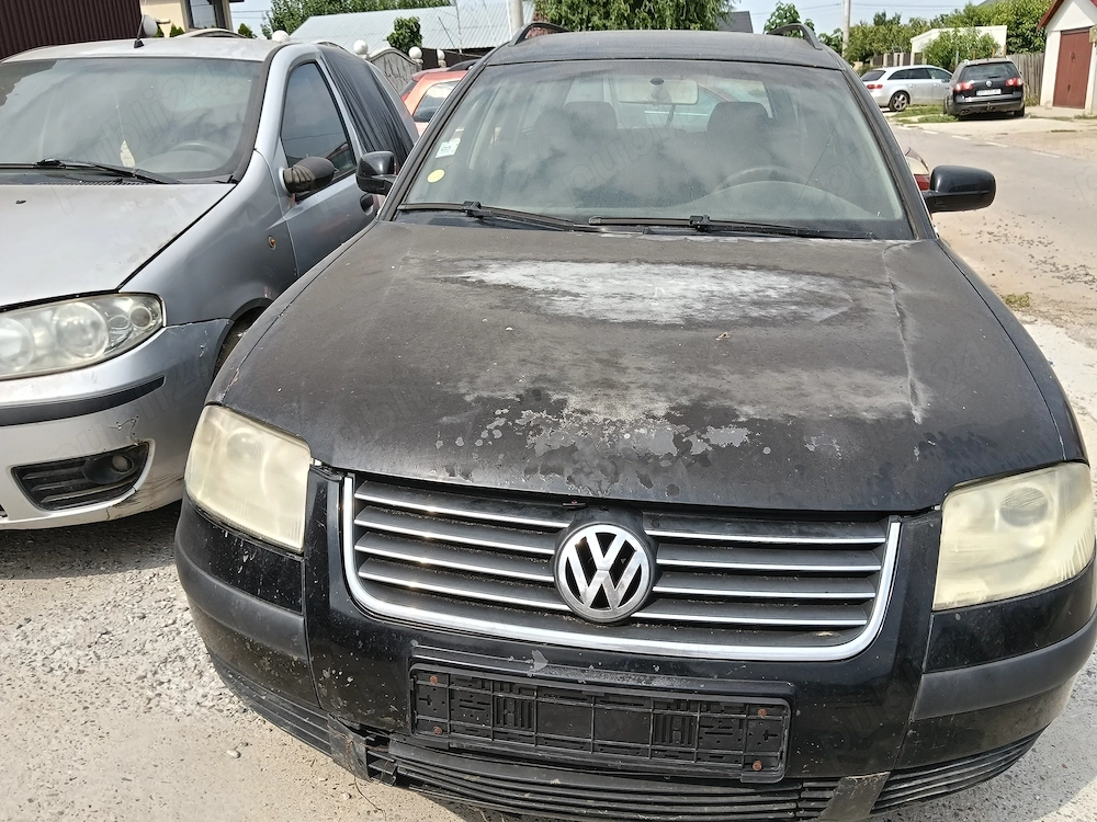 Dezmembrez passat sau vând cu totul.