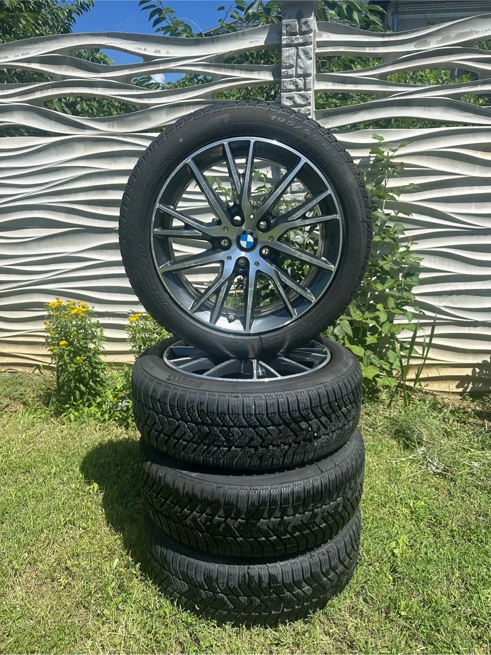 Jante aliaj BMW 17” cu anvelope de iarna Pirelli