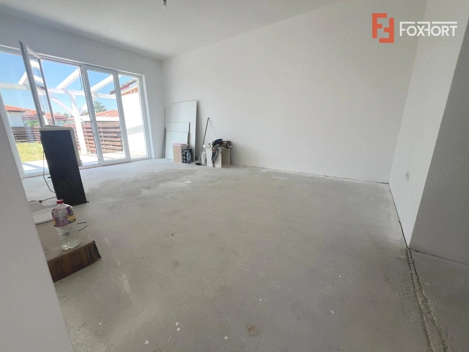Duplex cu 4 camere parter Mosnita Noua
